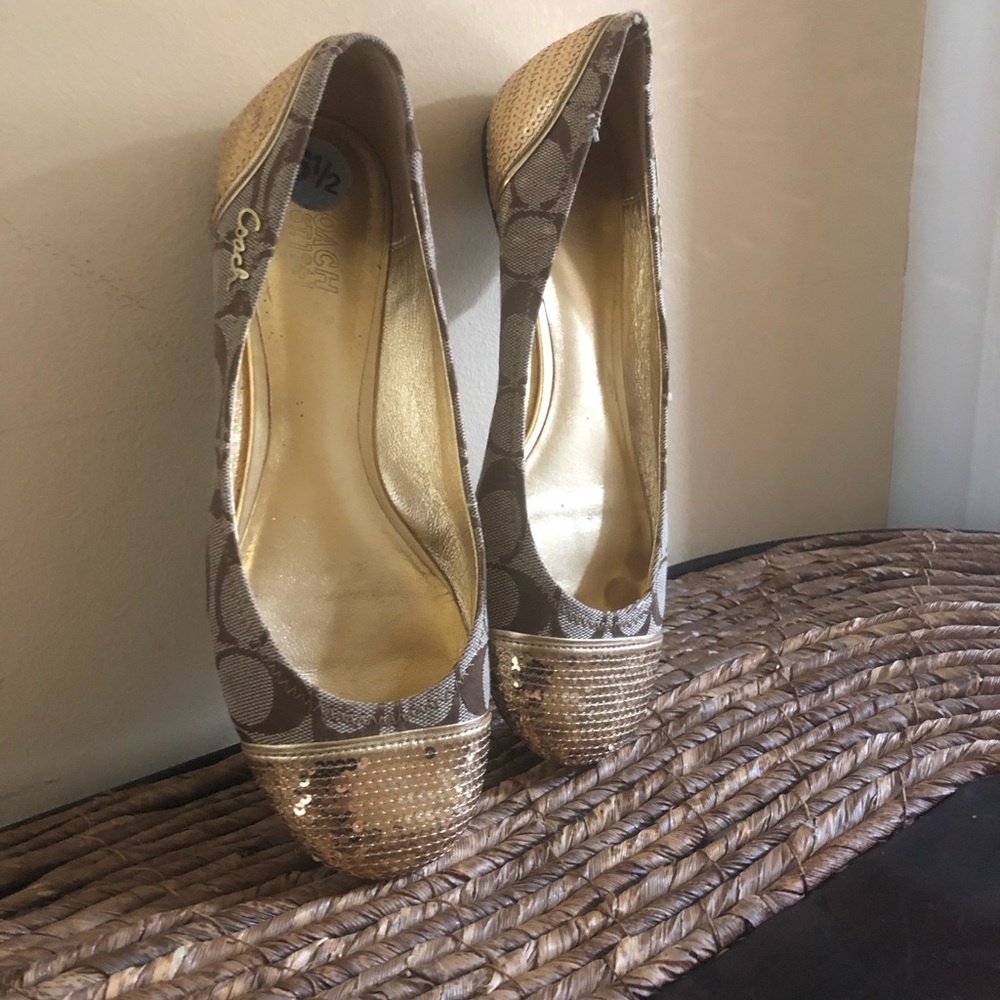 Flat gold sequins coach shoes 6.5 tan ballerina